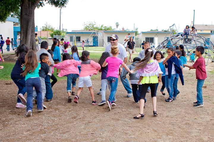 Energetic Whole-Group Blob Tag Game Teaches Strategy & Collaboration